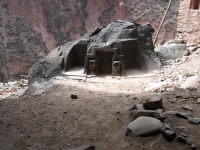 Cusco: Enigmatic center of Ñaupa in Ollantaytambo, Sacred Valley