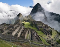 Rastos de tumba real en Machu Pichu